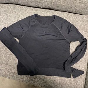 LULULEMON long sleeve crop